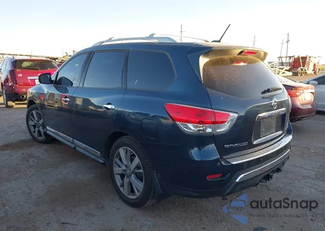 2016 Nissan Pathfinder Platinum/S/Sl/Sv z USA, uszkodzony, nr VIN 5N1AR2MM5GC647629